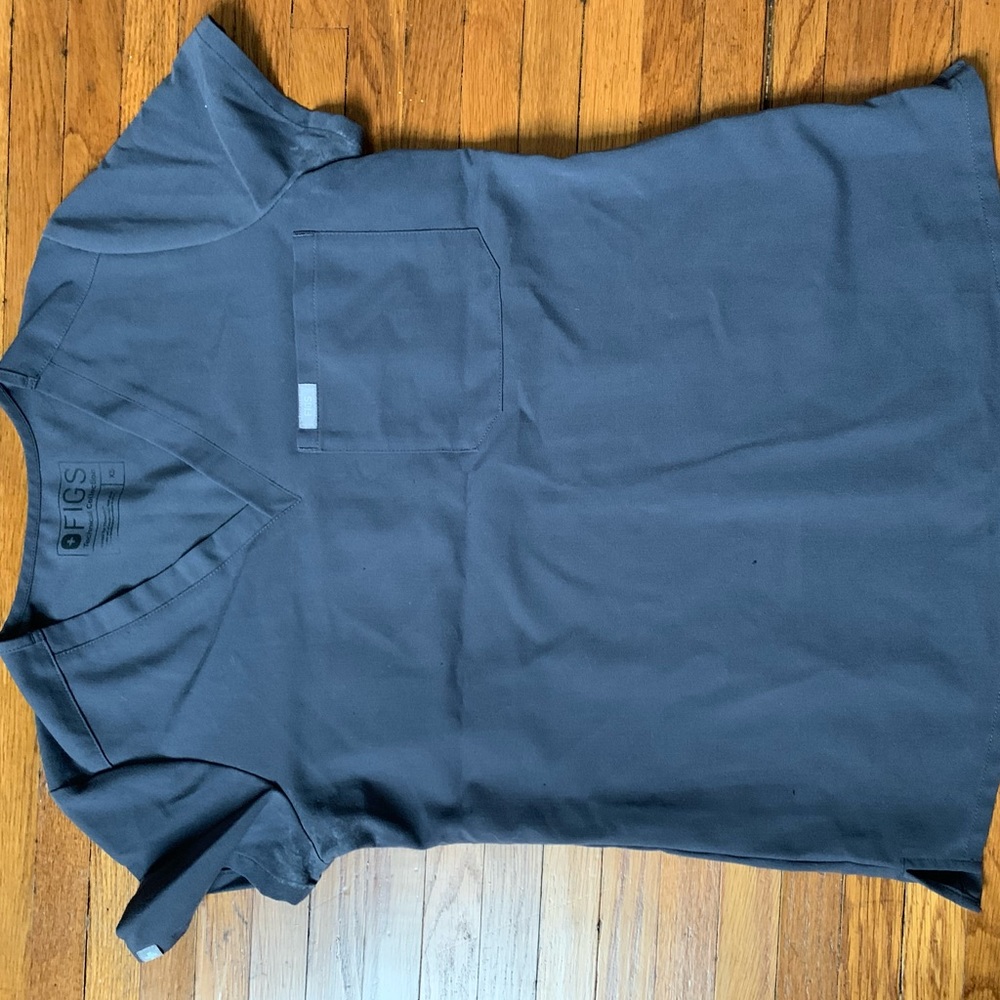 figs catarina scrub top